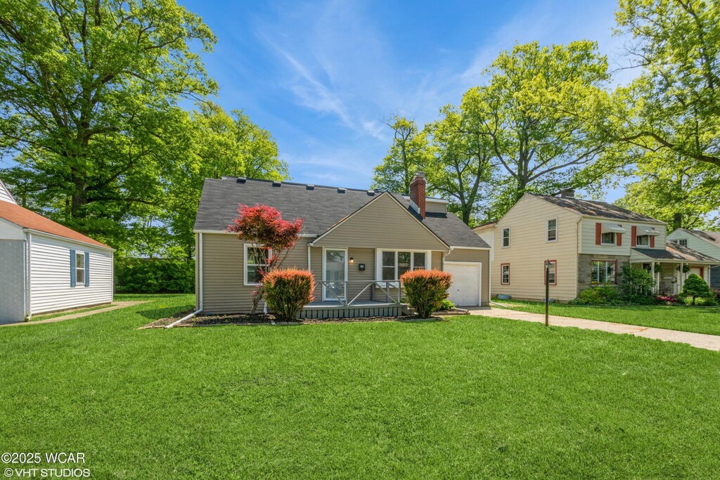 630 Maple St, Celina, OH 45822 - photo 1