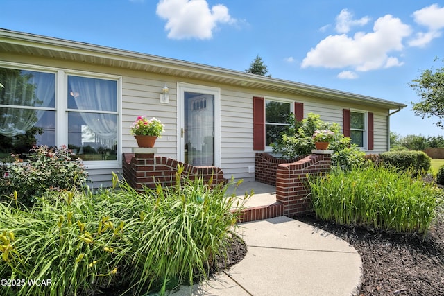 19318 Middle Point Rd, Van Wert, OH 45891 - entrance to property