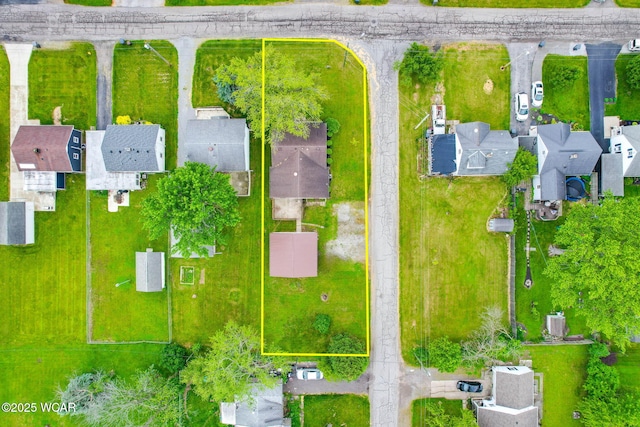 801 S Glenwood Ave, Lima, OH 45805 - aerial perspective of suburban area featuring property boundaries highlighted