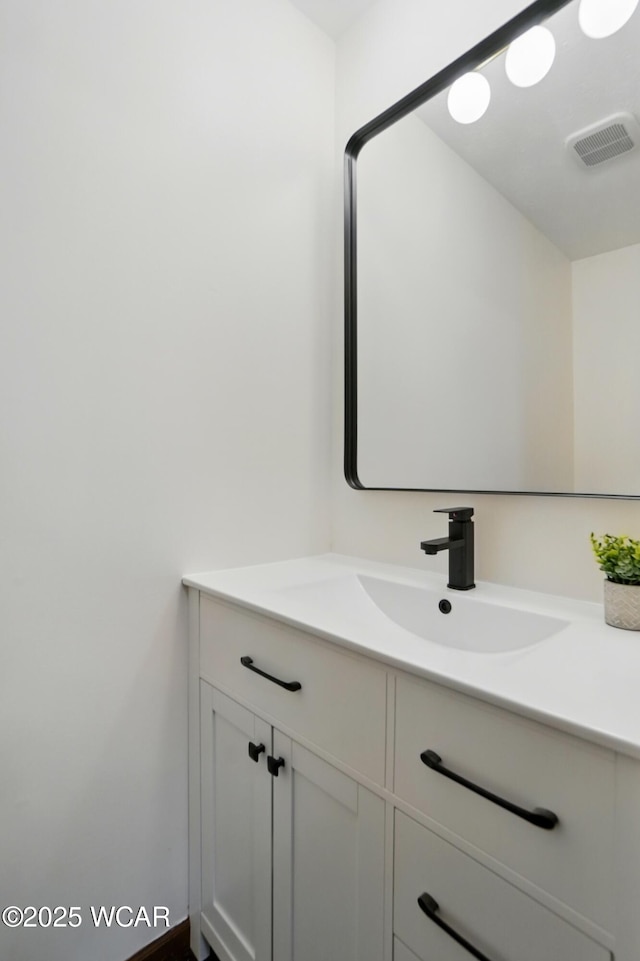 1257 Timberlane Dr, Lima, OH 45805 - bathroom featuring vanity