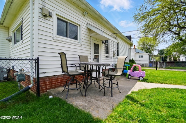 227 N Clay St, Delphos, OH 45833 - view of patio