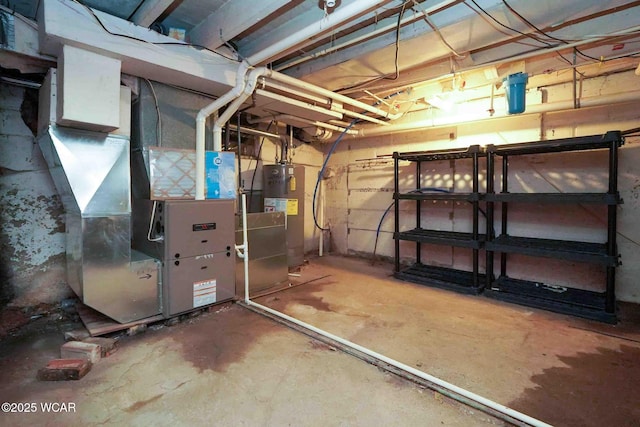 315 W Main St, Cairo, OH 45820 - unfinished below grade area with water heater and heating unit