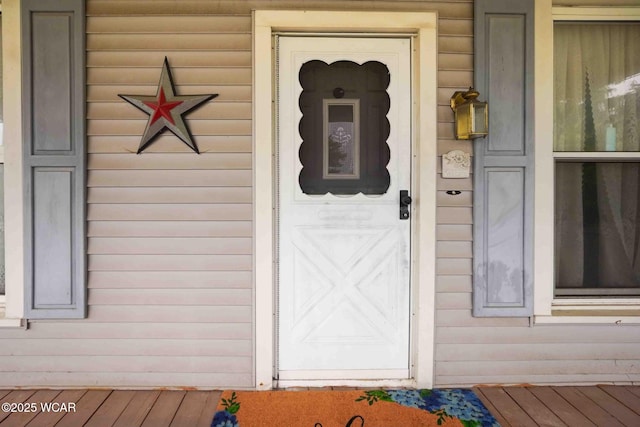 315 W Main St, Cairo, OH 45820 - view of doorway to property