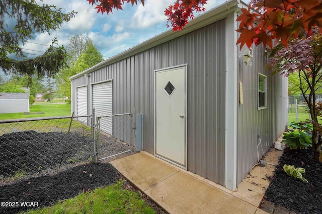315 W Main St, Cairo, OH 45820 - view of outdoor structure featuring fence and an outbuilding