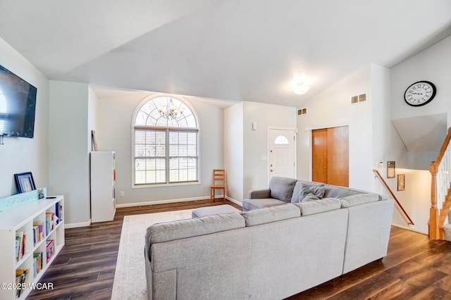 living room with visible vents, an inviting chandelier, baseboards, dark wood-style flooring, and vaulted ceiling