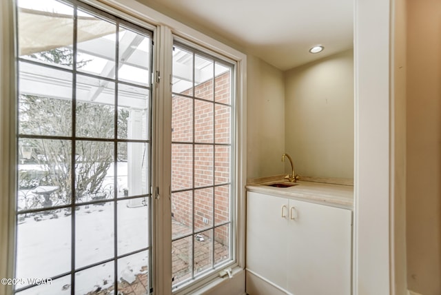 entryway with sink