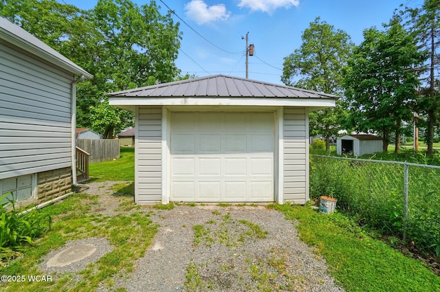 510 N Walnut St, Van Wert, OH 45891 - detached garage with driveway