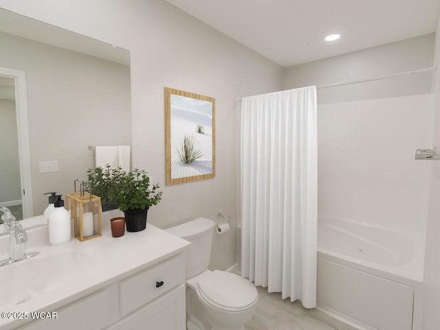 3232 Schooler Rd, Lima, OH 45806 - full bath featuring vanity, shower / bath combo with shower curtain, and recessed lighting