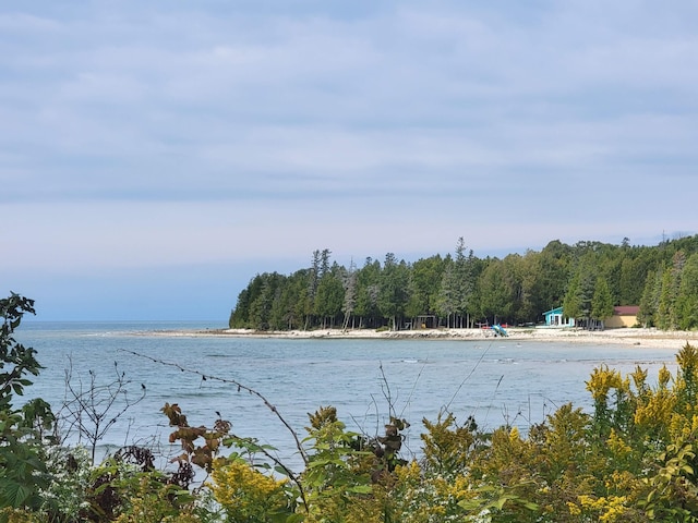 W US-2 Hwy, Saint Ignace, MI 49781 - photo 5