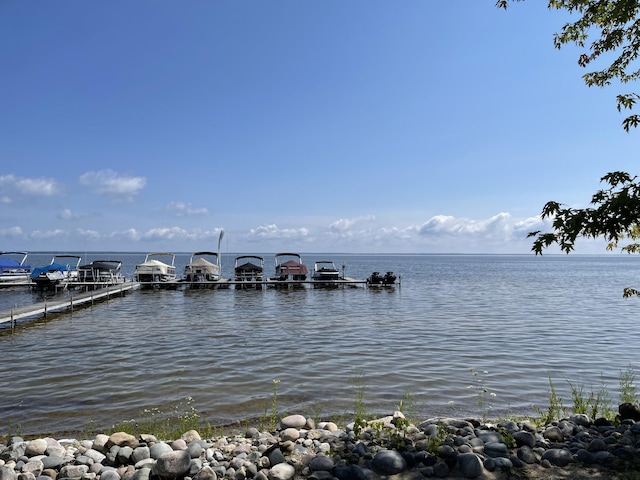 Questview Dr, Houghton Lake, MI 48629