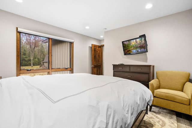 bedroom featuring recessed lighting