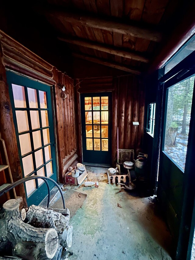 miscellaneous room featuring vaulted ceiling