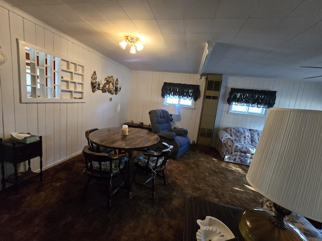 dining room with carpet