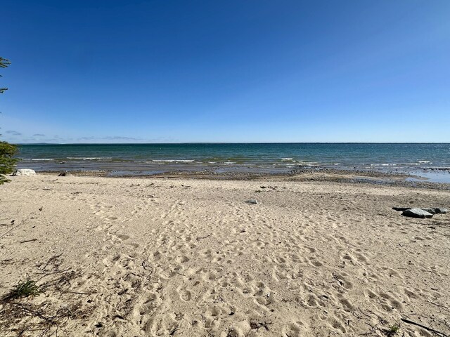 16294 Morningside Ln, Cheboygan, MI 49721 - photo 5