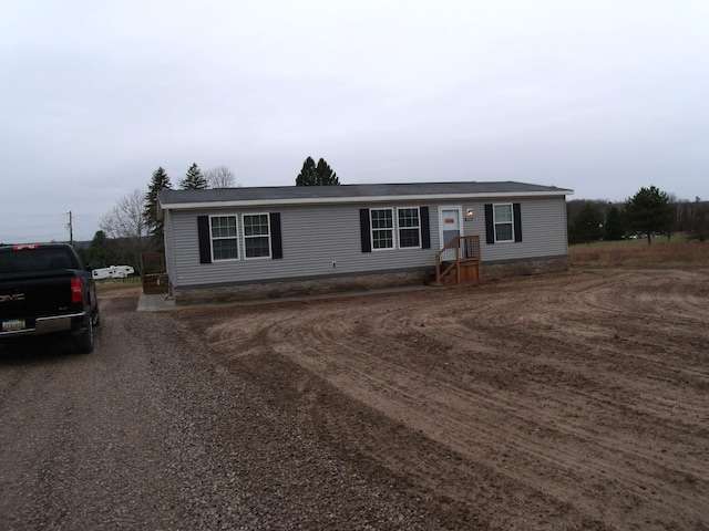 view of front of house with driveway