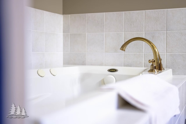 room details with a tub to relax in