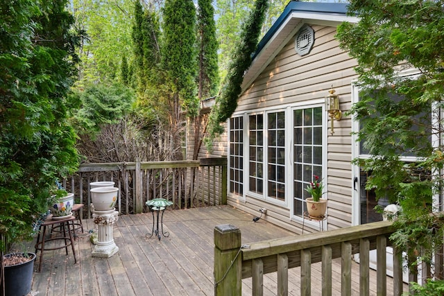 6626 Varonica Ln, Cheboygan, MI 49721 - view of deck