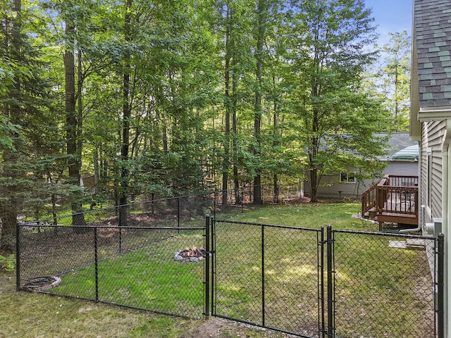 view of yard with a gate and fence