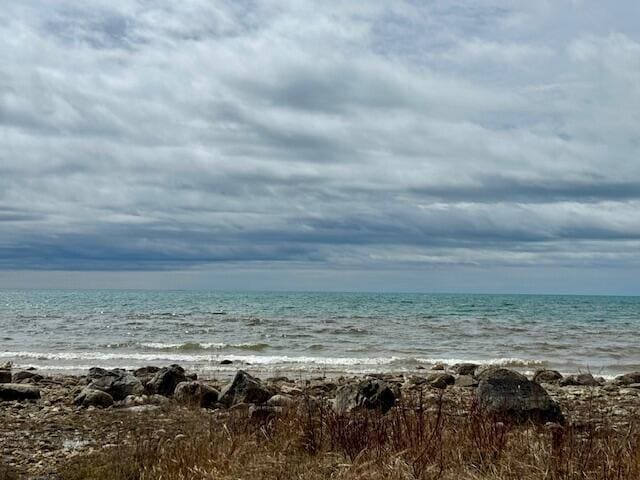 Listing photo 3 for LOTS58-62 E Beach Rd, Naubinway MI 49762