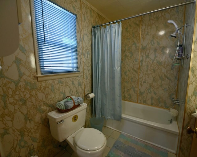 bathroom with wallpapered walls, toilet, crown molding, and shower / bath combo