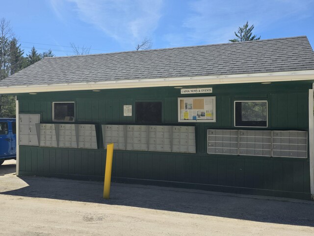 Iroquois Trl, Gaylord, MI 49735