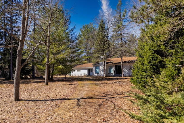 208 Stuckey Ave, Roscommon, MI 48653 - exterior space