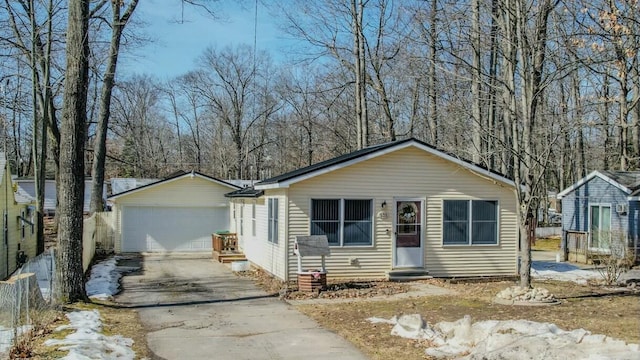 135 Kimberly Dr, Prudenville MI, 48651, 2 bedrooms, 1 bath house for sale