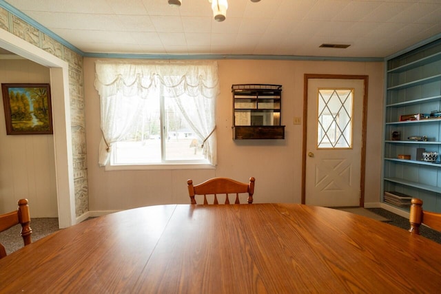 3222 E Houghton Lake Dr, Houghton Lake, MI 48629