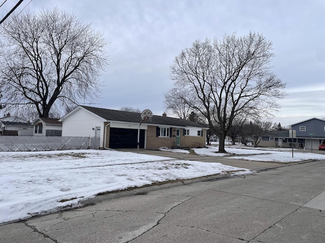 Listing photo 3 for 3779 Hanchett St, Saginaw MI 48604