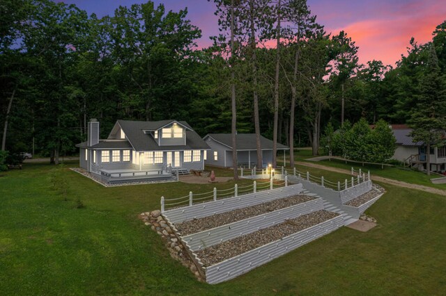 8530 W Higgins Lake Dr, Roscommon, MI 48653