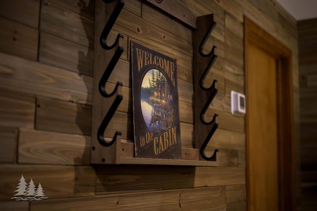 6122 Beach Rd, Johannesburg, MI 49751 - interior details with wooden walls