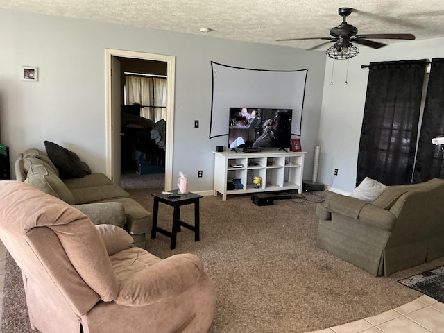 2007 M30, Gladwin, MI 48624 - living room with ceiling fan, carpet flooring, and a textured ceiling