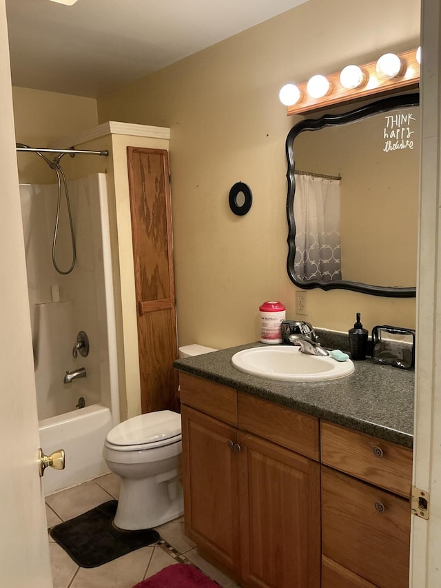 2007 M30, Gladwin, MI 48624 - bathroom with tile patterned flooring, vanity, toilet, and bathtub / shower combination