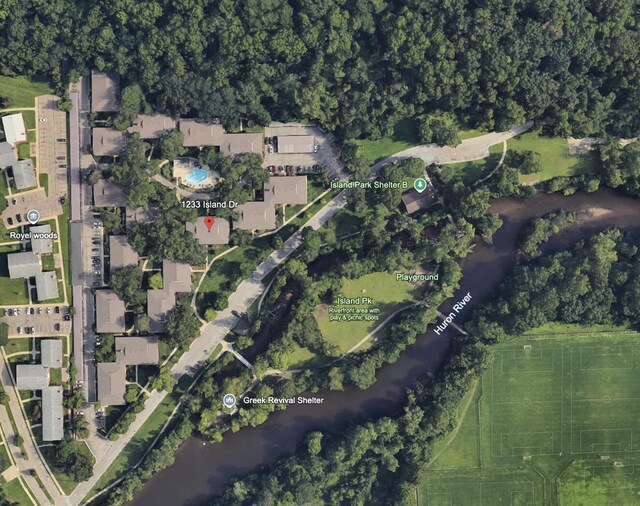 1233 Island Dr, Ann Arbor, MI 48105 - aerial view of property and surrounding area