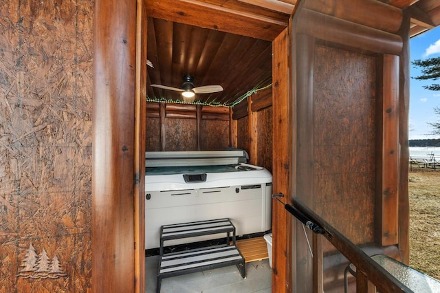 4565 Grant Dr, Lewiston, MI 49756 - interior space