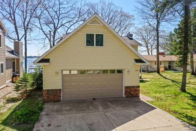 1384 W Higgins Lake Dr, Roscommon, MI 48653 - view of garage