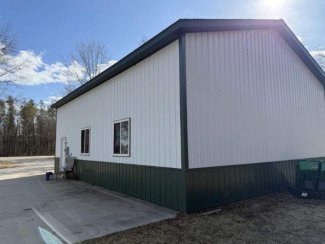 view of side of home