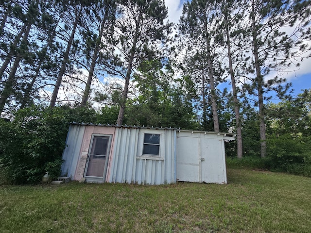 2051 Stutesman Dr, Fairview, MI 48621 - view of shed