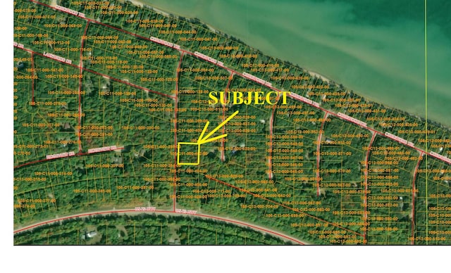14222 Straitsview Dr, Cheboygan, MI 49721