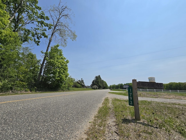 1793 W Kittle Rd, Mio, MI 48647 - view of asphalt street