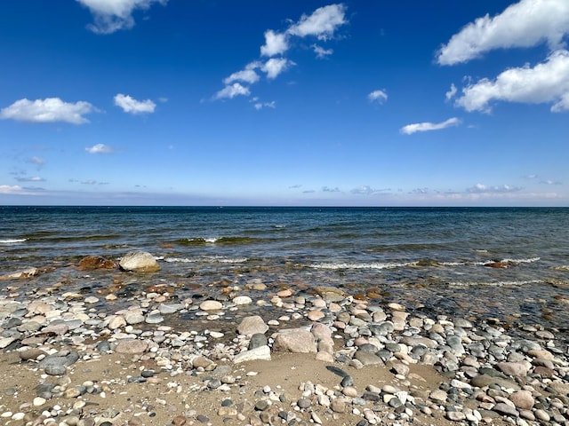 12039 Mackinaw Straits Dr, Cheboygan, MI 49721 - photo 3