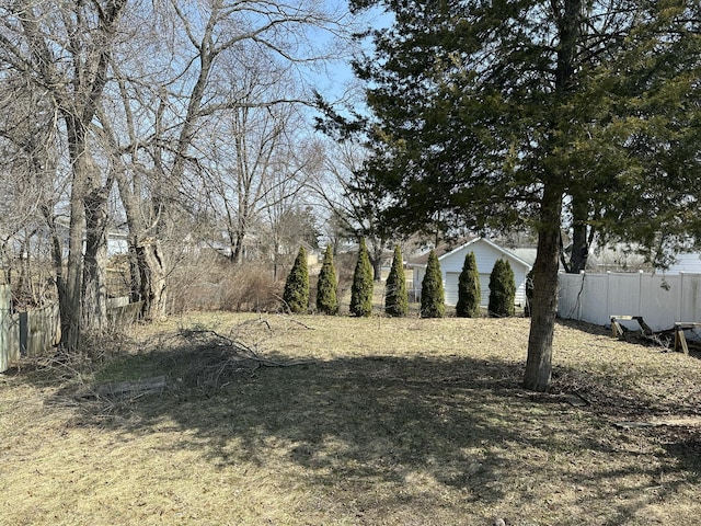 view of yard with fence