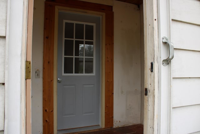 view of exterior entry