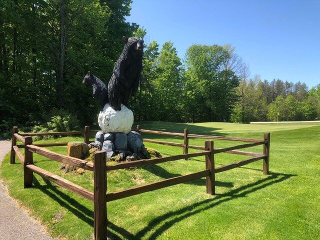 1975 Clubhouse Dr, Harbor Springs, MI 49740
