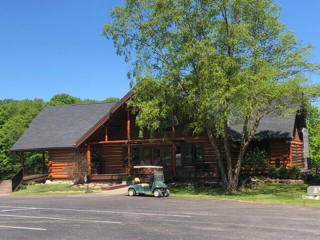 1975 Clubhouse Dr, Harbor Springs, MI 49740