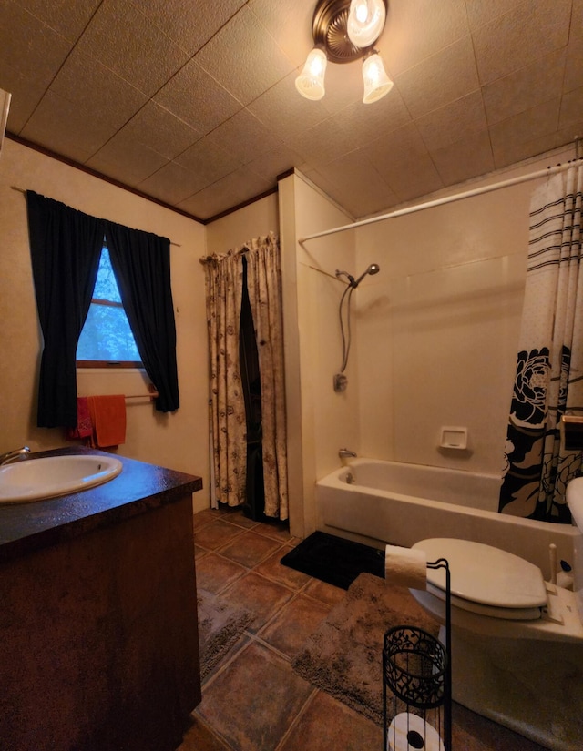 full bath featuring shower / tub combo with curtain and vanity
