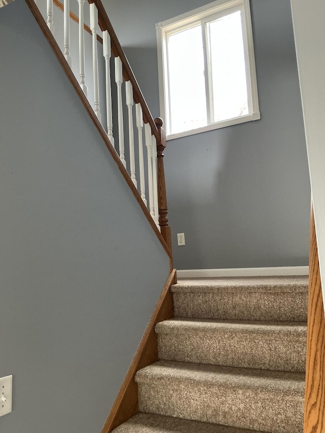 120 Marina St, Houghton Lake, MI 48629 - view of stairway