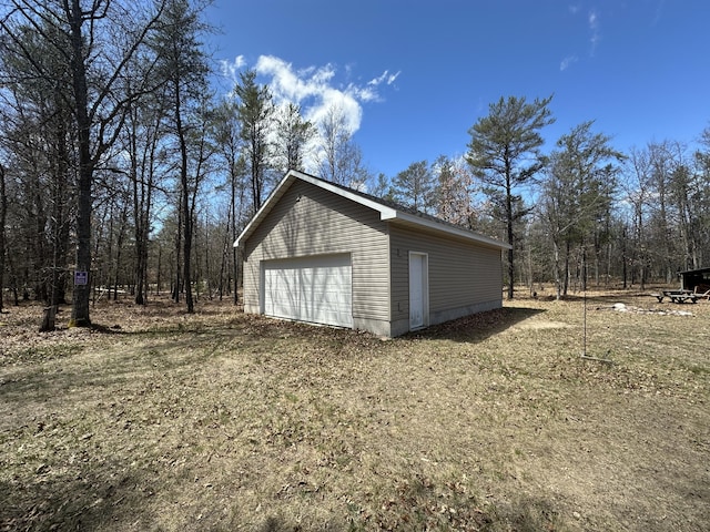 view of detached garage