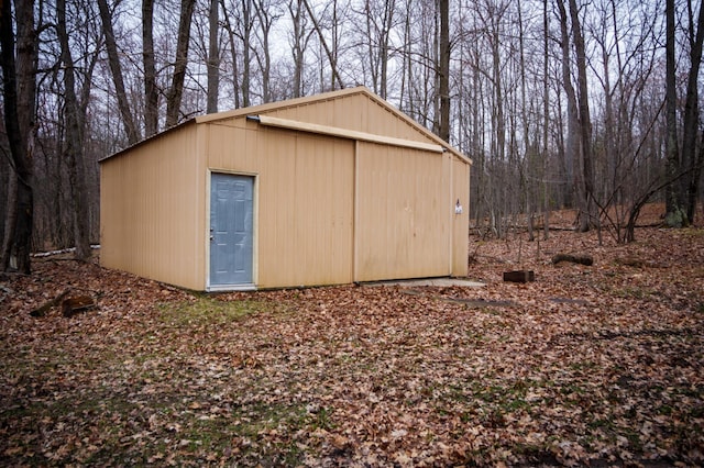 view of outbuilding featuring an outdoor structure
