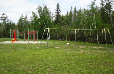 Sylvan Ct, Presque Isle, MI 49777